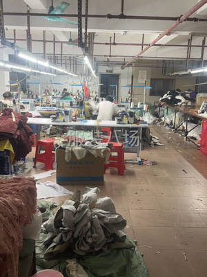 虎门服装加工厂的生存与发展之道