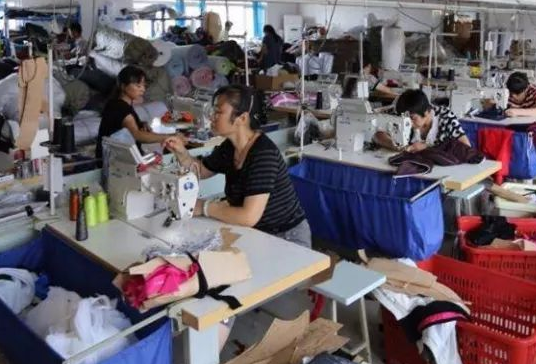开服装加工厂有前景吗？全面解析行业前景与入行条件